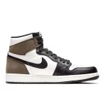 Nike Air Jordan 1 Retro High OG “Dark Mocha”黑摩卡 小倒鉤 高幫復古籃球鞋