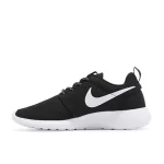 Nike Roshe One 透氣 耐磨低幫跑步鞋 黑白