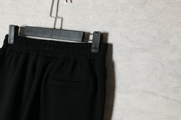 最夯商品#2022熱銷 OFF WHITE 宗教箭頭印花衛褲 男女同款 黑色