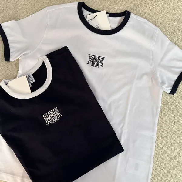 Marithe正品現貨 修身中短款上衣 刺繡棉T恤女 圓領經典小Logo基礎T 時尚單品